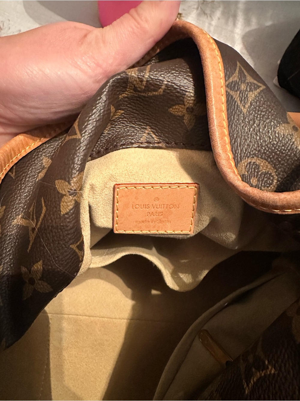 Authentic Louis Vuitton Monogram Canvas Hobo Shoulder Bag in Brown and Tan - Picture 12 of 12